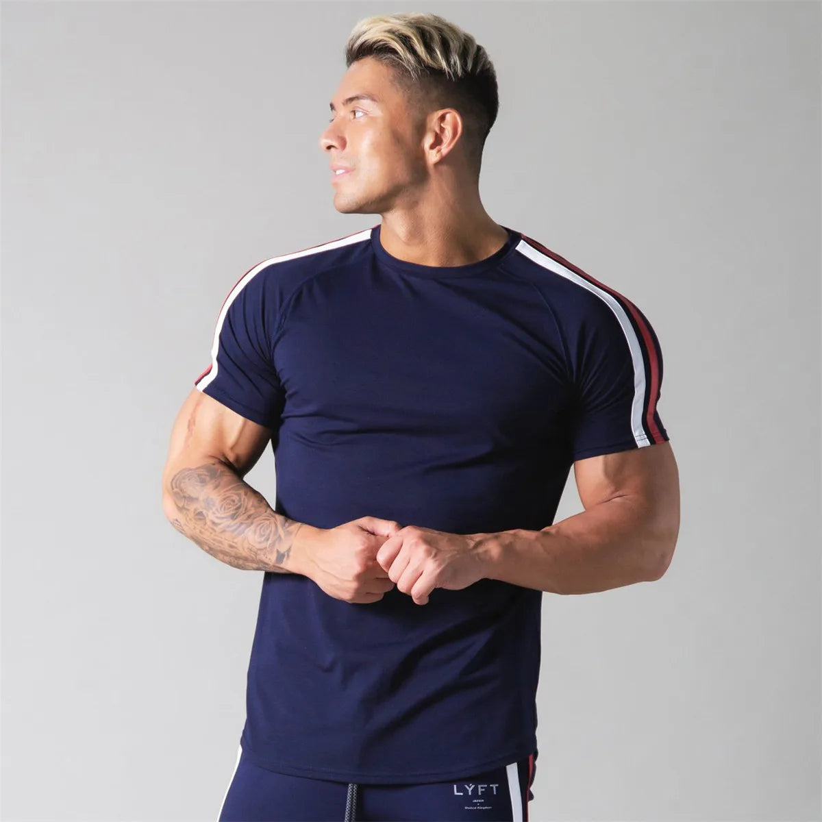 New Gym Skinny T-shirt Men Cotton Casual Short Sleeve Shirt Male Bodybuilding Sport Tees Tops Summer Fitness Workout Clothing