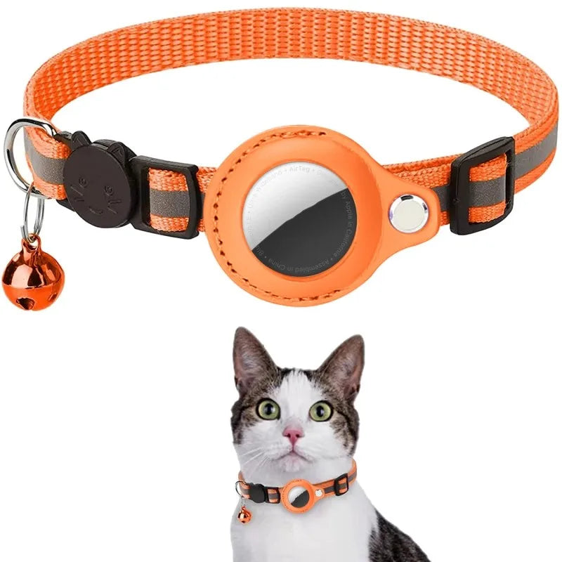 Reflective AirTag Collar for Dogs & Cats – Anti-Lost Nylon Tracker Case (Fits Apple AirTag)